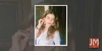 Raveena Tandon posts throwback still from 'Daman'