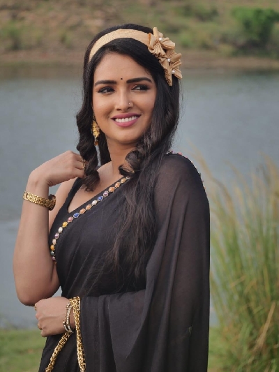 Amrapali Dubey.