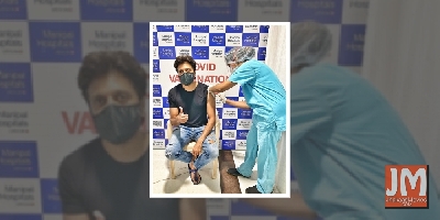 Riteish Deshmukh gets vaccinated