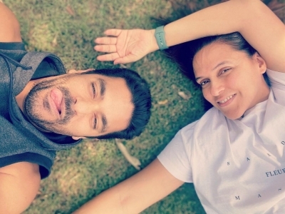 Neha Dhupia, Angad Bedi isolated in different towns on 3rd anniversary