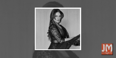 Himanshi Khurana channels inner 'Black Rose' in new pic