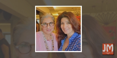 'A certain someone' photobombs Twinkle's selfie with mom Dimple