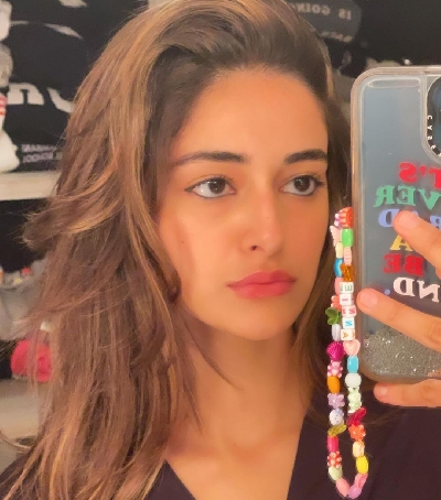 Ananya Panday is in caption dilemma.(photo:instagram)