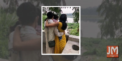 Mallika Dua pens note for mother after immersing her ashes