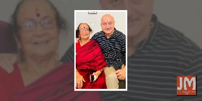 Anupam Kher: Most difficult thing in the world is to say bye to mom