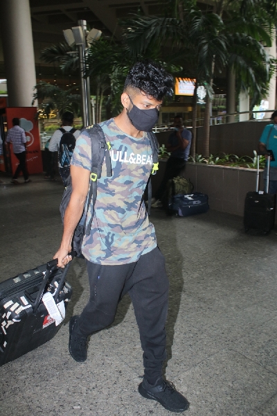 Mumbai: Shalmali and shazeb spotted at airport arrival on Monday June 28, 2021.(Photo: Sanjay Tiwari/IANS)