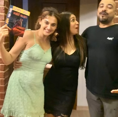 Kanika Dhillon's goofy party pictures with Taapsee Pannu and Vikrant Massey