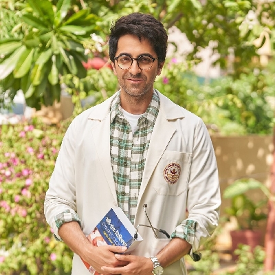 Ayushmann Khurrana posts "DoctorG" first look from the film set.(photo:Instagram)