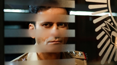 Dial 100 pictures,manoj bajpayee