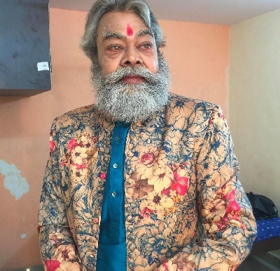 Manoj Bajpayee remembers friend Anupam Shyam.