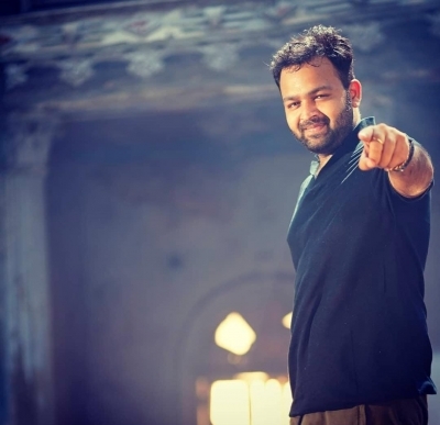 Kaushal Kishore: Patriotic songs can pull us out of any difficult situation.