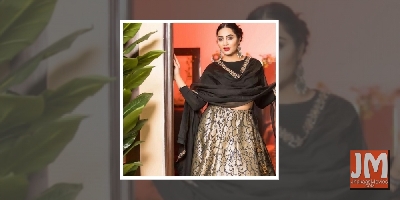 Arshi Khan fears for her engagement to Afghan cricketer