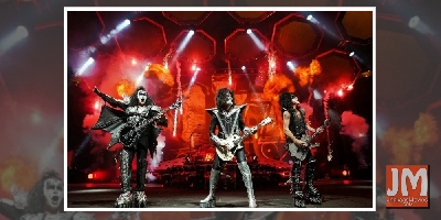 Gene Simmons tests Covid+, 'Kiss' postpone tour dates