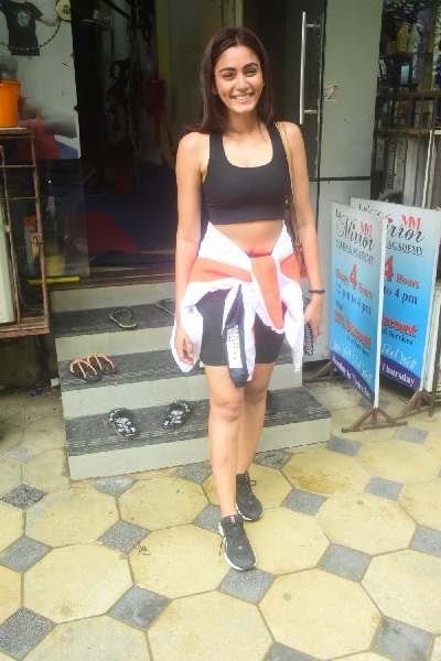 Mumbai: Khatron ke khiladi contestant sana makbul snapped today at kick boxing class Andheri on Wednesday, September 01, 2021.(Photo: Sanjay Tiwari/IANS)