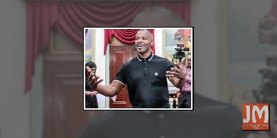 Jamie Foxx spends quality time with Sela Vave