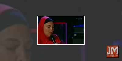 Sinead O'Connor steps out in hijab