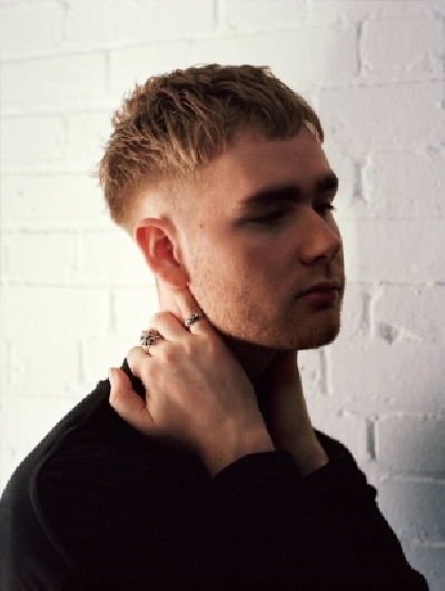 Mura Masa.