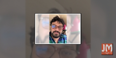 Babul Supriyo ditches car in traffic jam, takes auto to airport