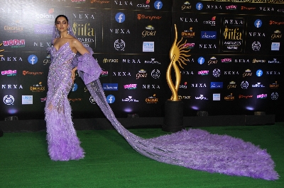 Mumbai: Actress Deepika Padukone at the Green Carpet of 20th IIFA Awards, in Mumbai on Sep 18, 2019. (Photo: IANS)
