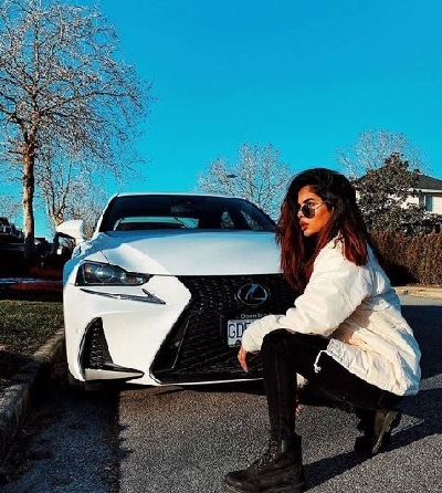 OTTs take the 'right' route to filmy biz.