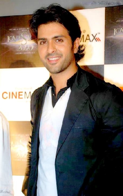 OTTs take the 'right' route to filmy biz.