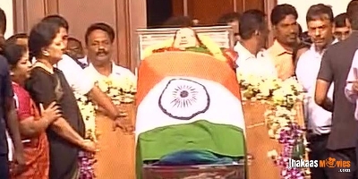 Bollywood Mourns Jayalalitha's Demise