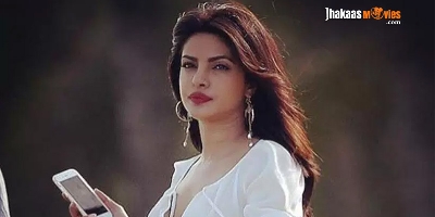 Baywatch Trailer Disappoints Priyanka Fans, The Rock Comes To Her Rescue