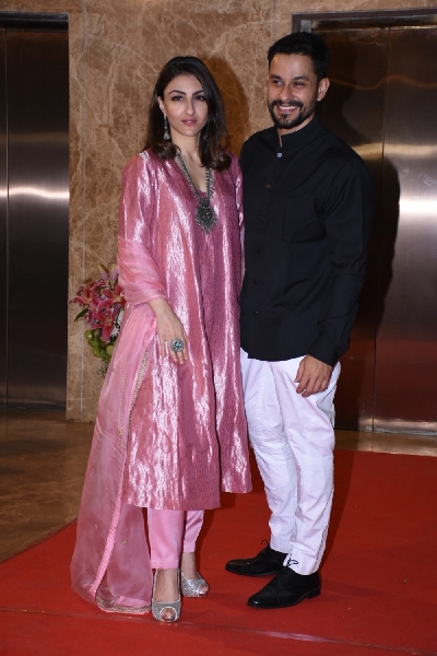 Mumbai: Actors Soha Ali Khan and Kunal Khemu at filmmaker Ramesh Taurani's Diwali bash in Mumbai on Oct 23, 2019. (Photo: IANS)