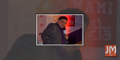 Rishi Kapoor hospitalised, says brother Randhir (Lead)