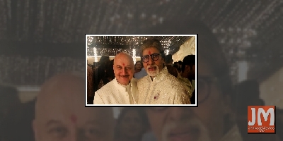 Anupam Kher shares #FanMoment with Big B