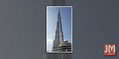 SRK becomes first Bollywood celeb to feature on Burj Khalifa