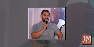 Aamir Khan decides to turn off his phone completely