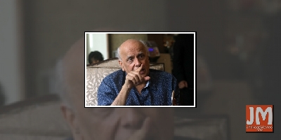 Screenshot of Mahesh Bhatt associate's FB post to Rhea goes viral