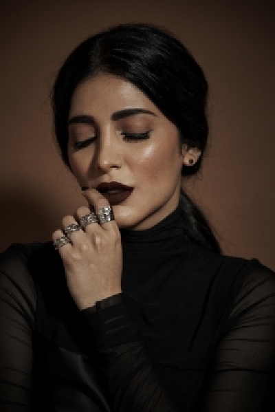 Actress-singer Shruti Haasan has 