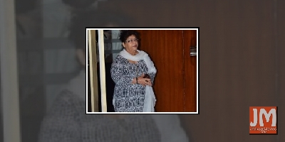 Choreographer Saroj Khan passes away after cardiac arrest at 71 (2nd Ld)