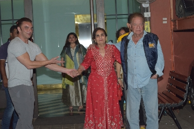 Mumbai: Writer Salim Khan, with his wife Salma Khan and son Sohail Khan at the wedding anniversary party of his daughter Arpita Khan and son-in-law Aayush Sharma in Mumbai on Nov 18, 2019. (Photo: IANS)