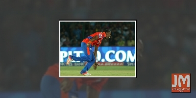 Dwayne Bravo belts out 'The Chamiya Song' with Shakti Mohan