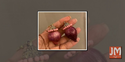 Akshay gifts onion earrings to wife Twinkle