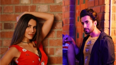 Actors Sonnalli Seygall and Sunny Singh.