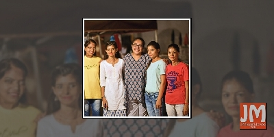 Meghna Gulzar casts real acid attack survivors in 'Chhapaak'